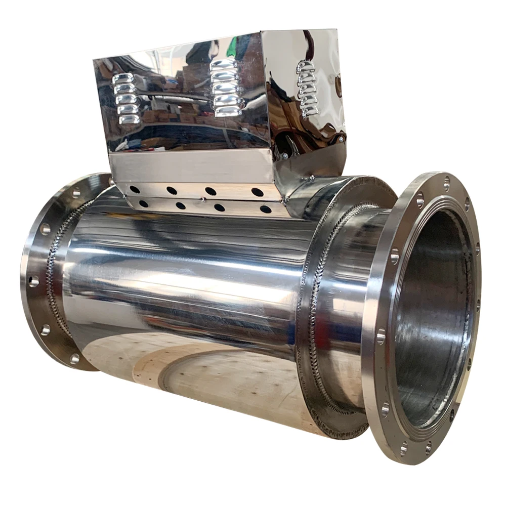 Horizontal structure electronic limescale removing device for cooling tower scaling treatment