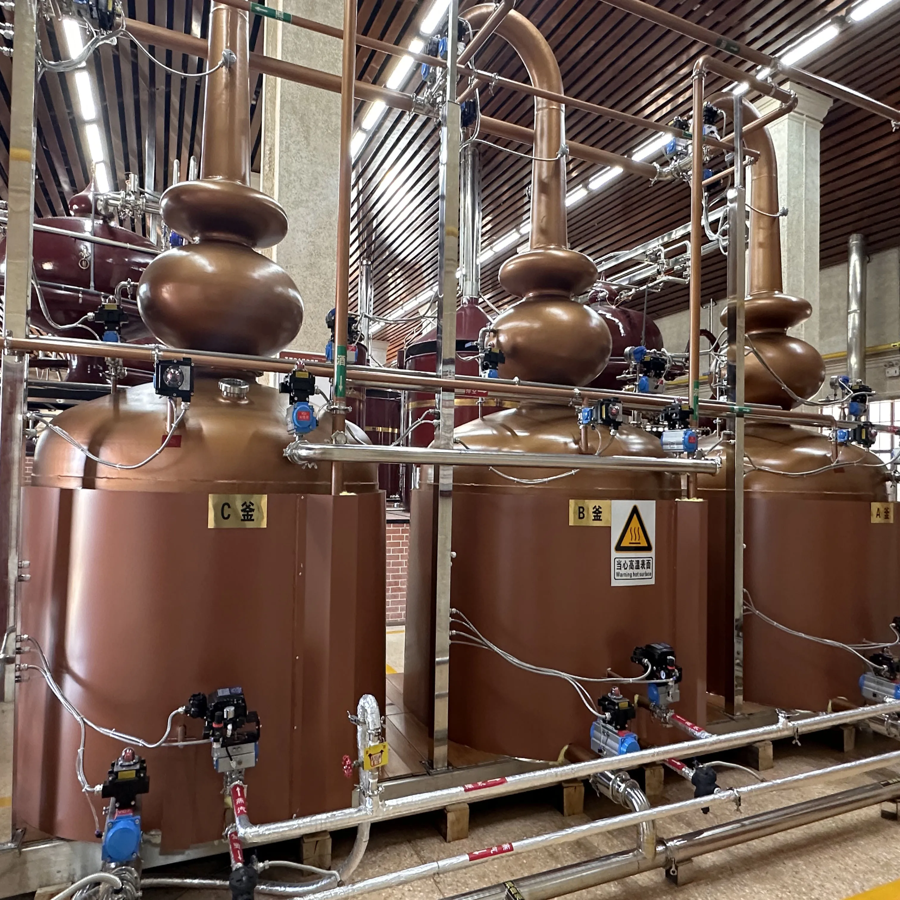 50-3000L Red Copper Pot Still Column Brandy Wine Machine Industrial Distillery Equipment