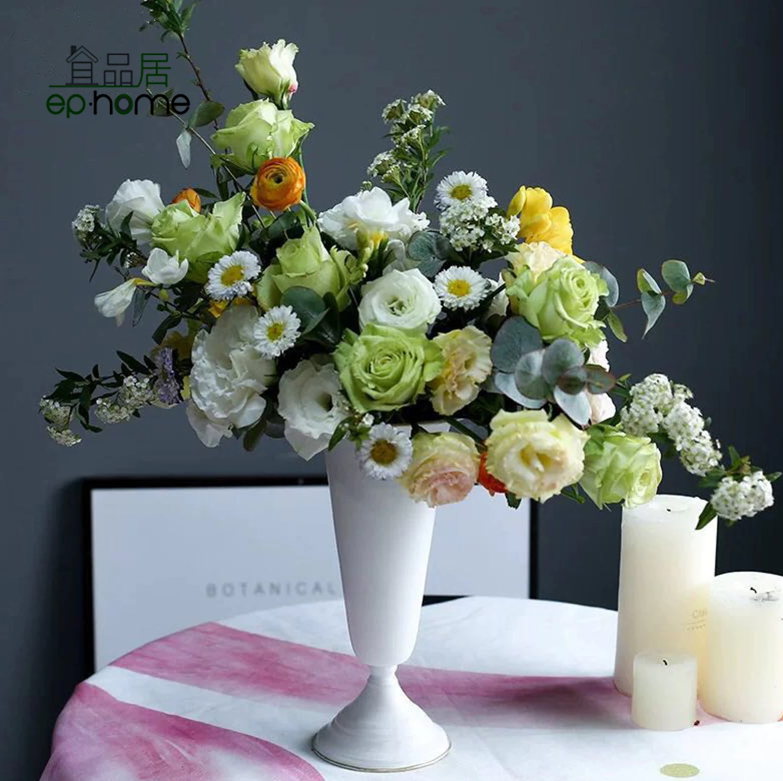 Classic Pedestal Vase Planter Rustic Metal Flower Vase Bowl Indoor Outdoor Vintage Flower Pot for Tabletop Decoration Events