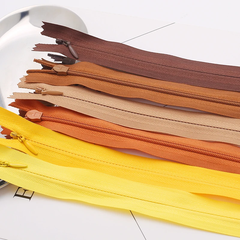 Wholesale No.3 Invisible Zipper Fabric Tape Nylon Zipper For Clothes Dresses Garments