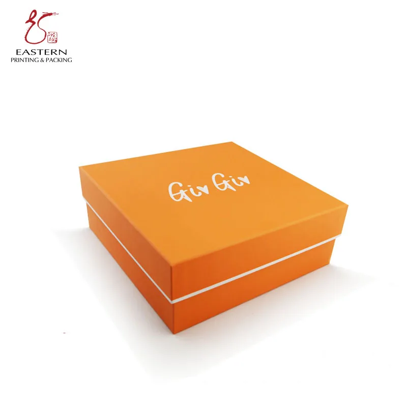 Custom Luxury rigid Gift Box with Lid for presents white cardboard paper t shirt packaging box