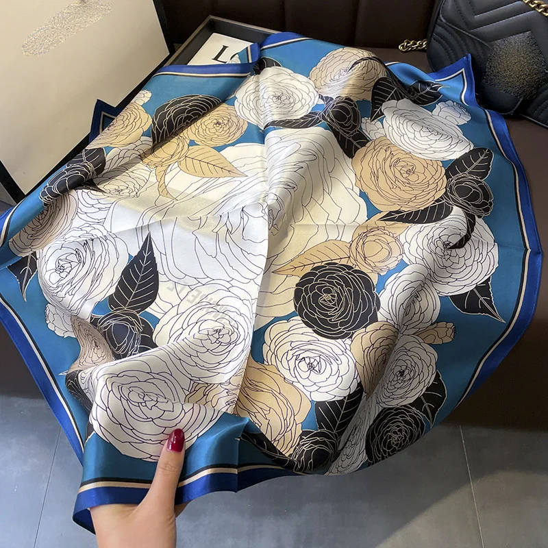 High Quality Printed Soft Handkerchiefs tie bag Twill 70*70 square thin light silk Scarf