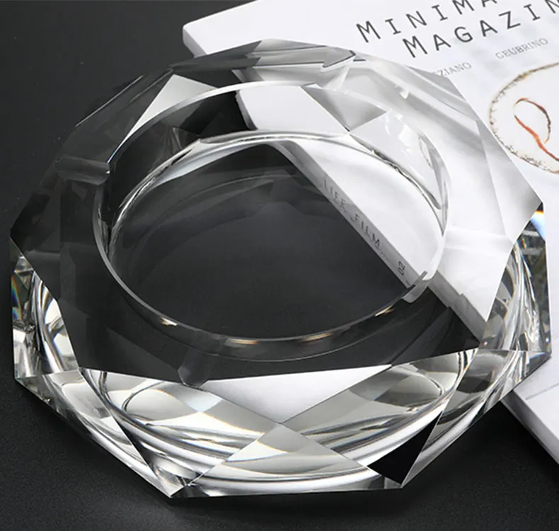 Custom Logo Private Cigarettes Cigars Octagon Large Pocket Coating Crystal Glass Ashtray