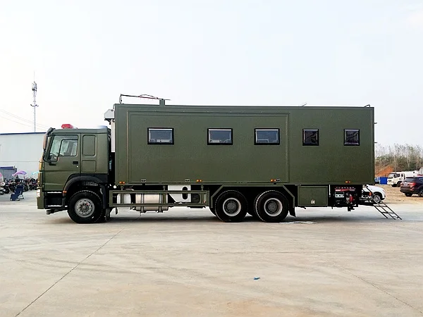 Используемый для Sinotruk HOWO задний двухосный полевой кемпинговый автомобиль с высокой топливной эффективностью усовершенствованная система 4WD