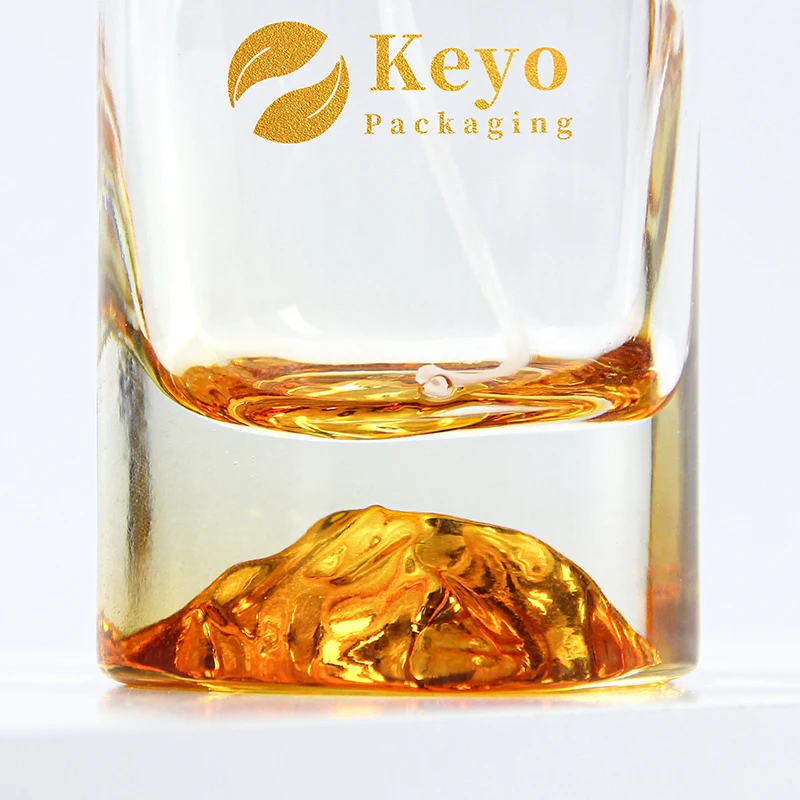 New Trend Round Shape  Unique Design Snow Peak Bottom Perfume Bottle Packaging 30ml 50ml Perfume Bottle