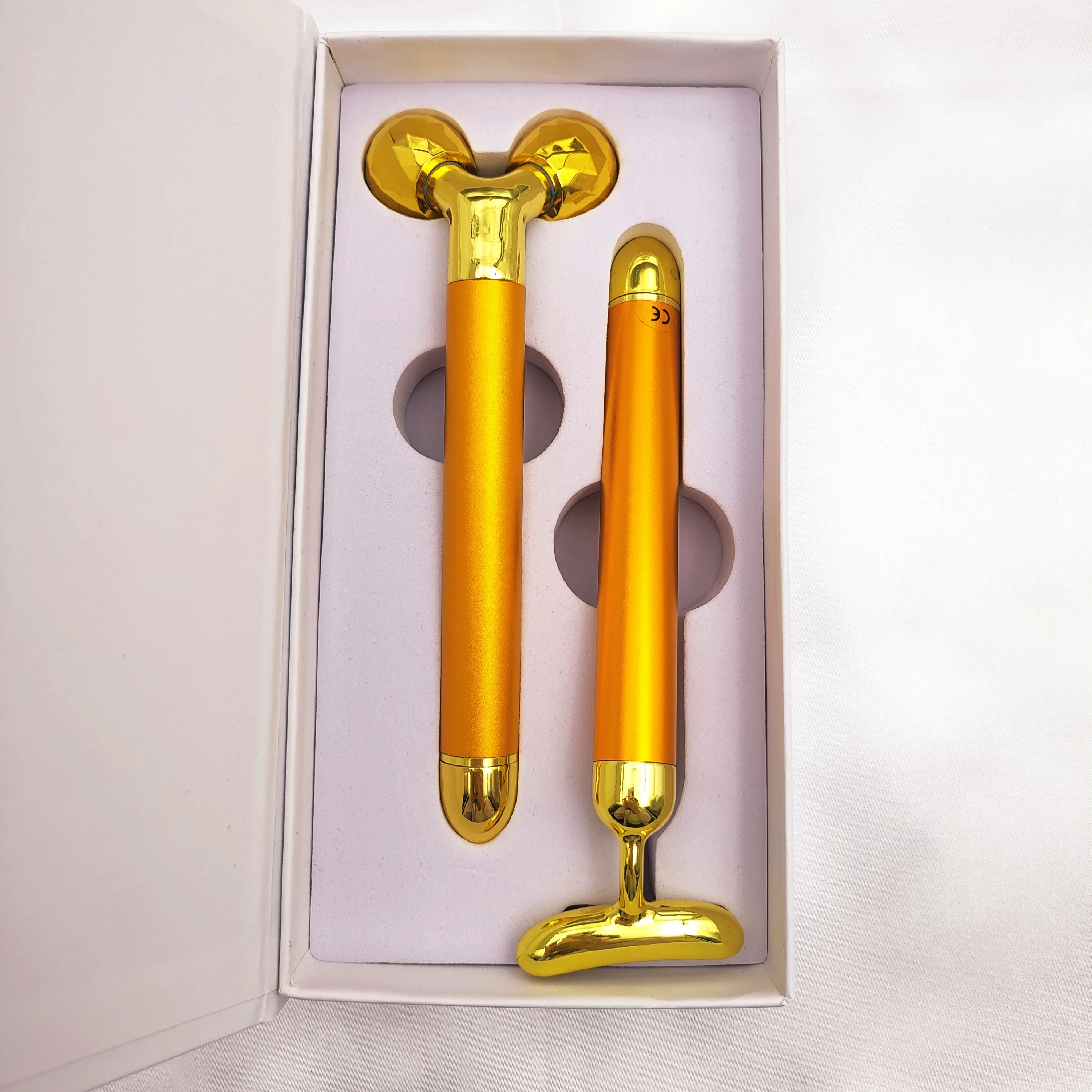 2024 Горячая Распродажа массажер для лица подтяжка Золотая форма 24 карат пульс 2 в 1 вибрационная Косметическая панель