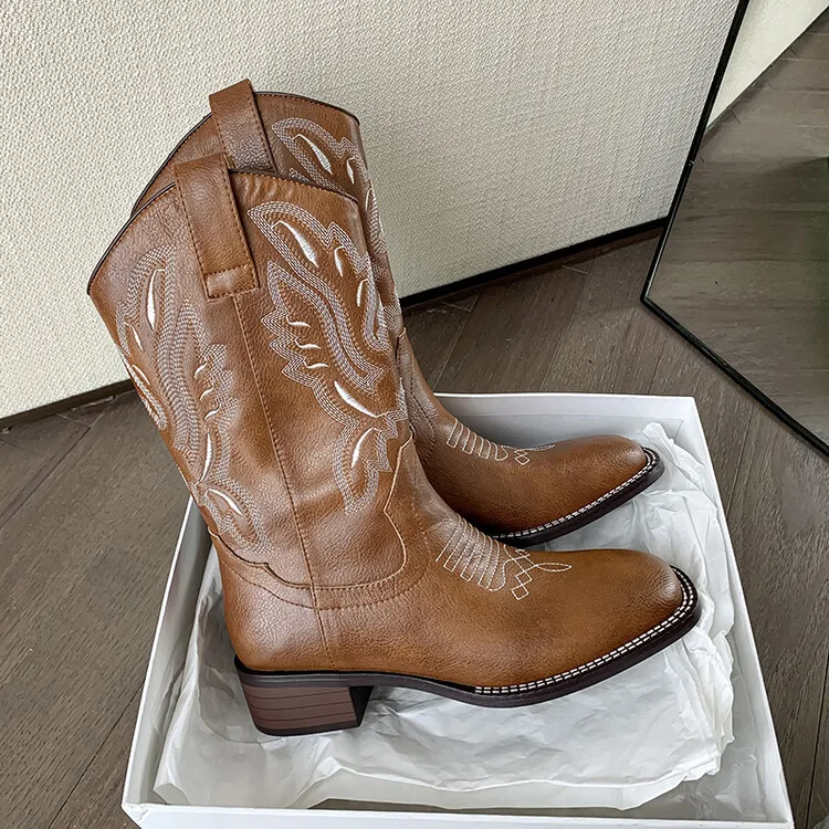 Xinzirain Custom Private Label Female Cowboy Boots Brown Calfskin Leather Women Genuine Leather Western Boot For Ladies