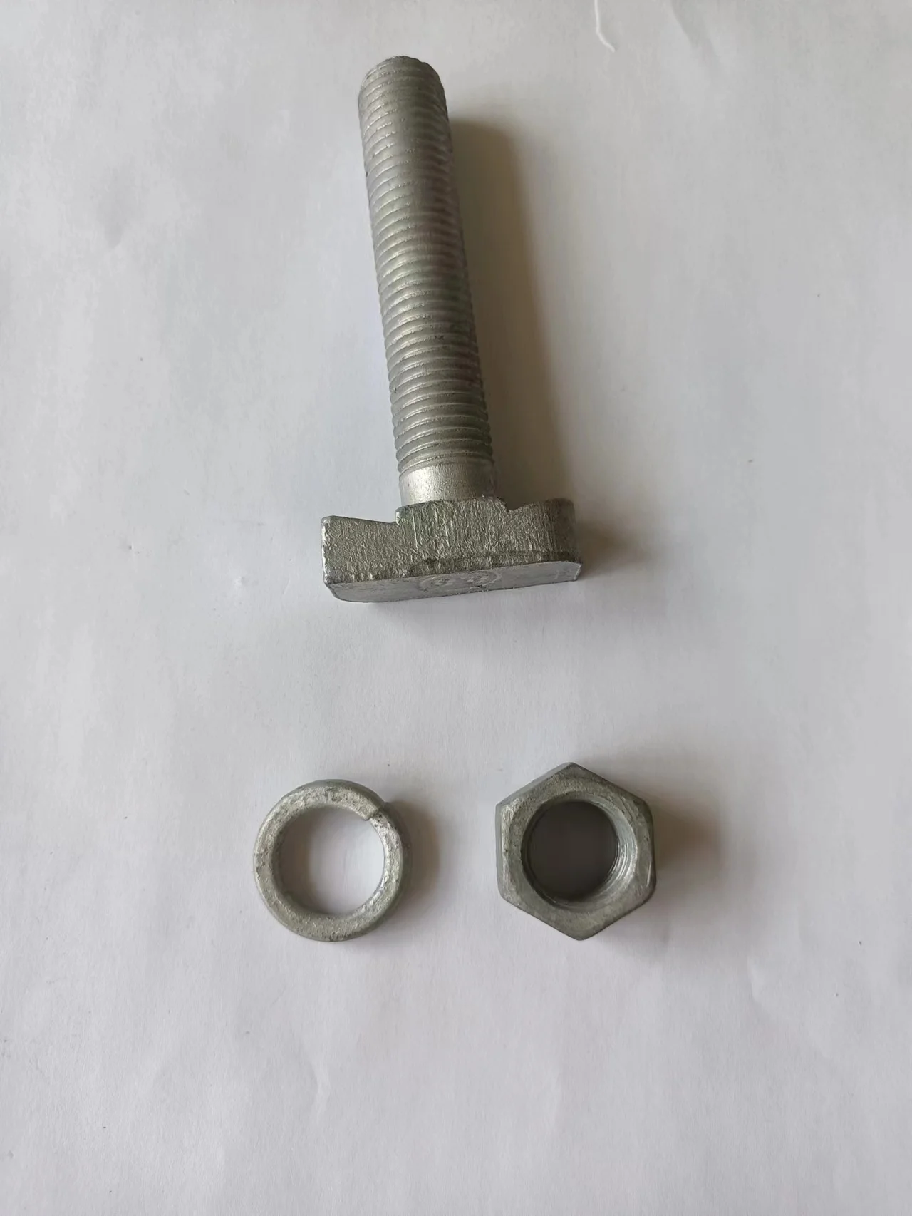 Hot-dip galvanized Hafen groove bolt High-strength T-bolt Glass curtain wall embedded T-bolt groove