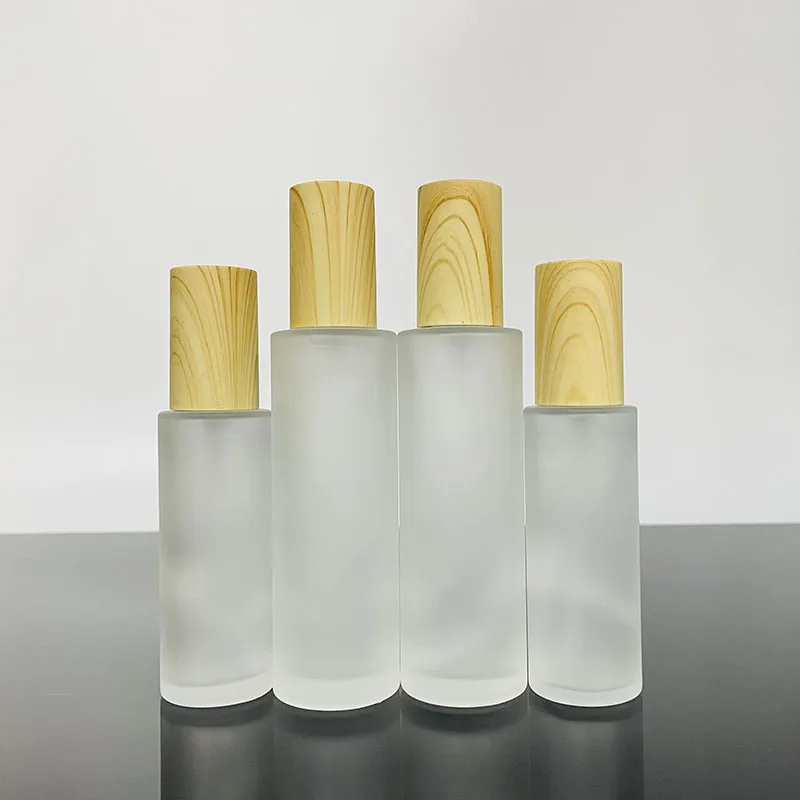 Factory price Wooden bamboo lids glass jars container 30ml 50ml 100ml 120ml bamboo cosmetics containers