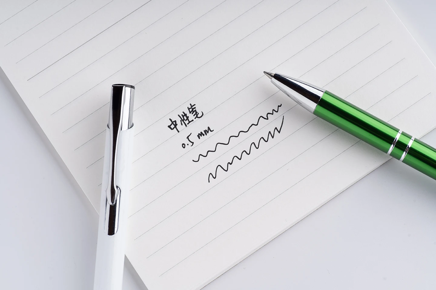 Promotion luxury metal pen custom logo, custom advertising gift metal ball pen with logo Best-selling custom pens