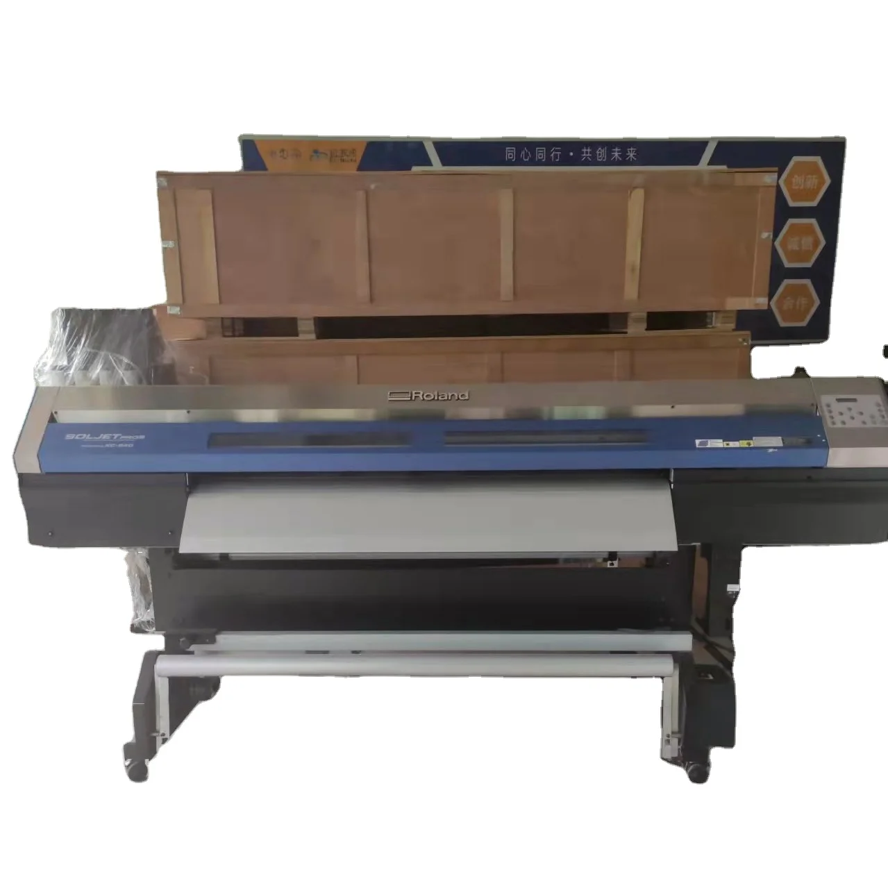 Used Roland Eco solvent Printer XC540 Rolabd plotter  Print and Cut Machine in good condition