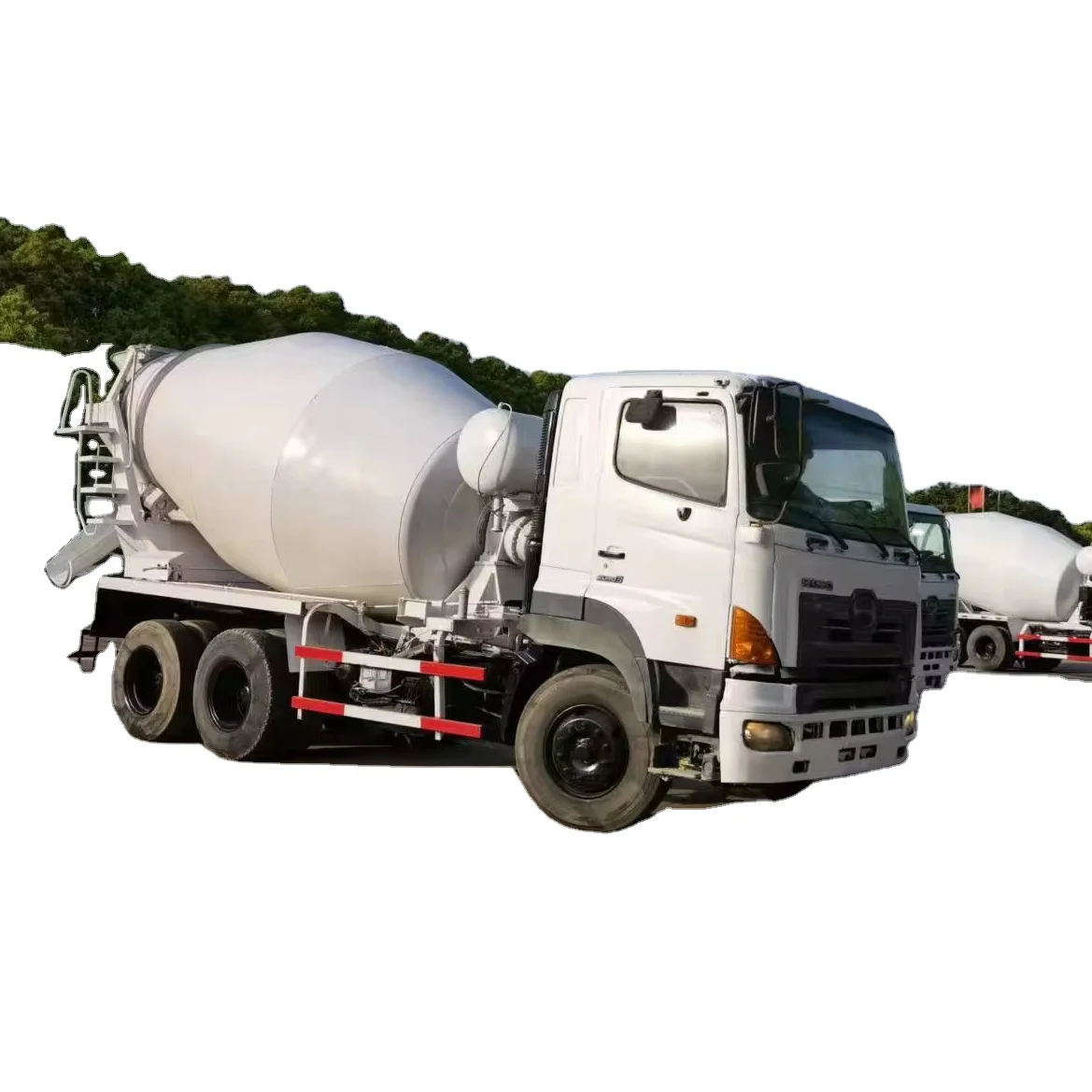 Hino 700 3.5 m3 Mobile Self Loading Concrete Mixer truck/ Japan Made Used Hino 700 Concrete Mixer with Good Engine for Sale
