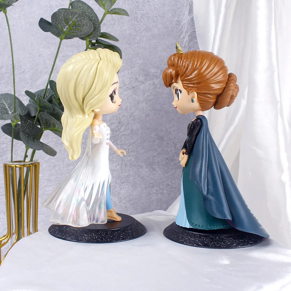 Q posket Princess action figure Gen.4 Elsa Anna doll Anime cartoon PVC figure toy for kids gift cake topper ornament