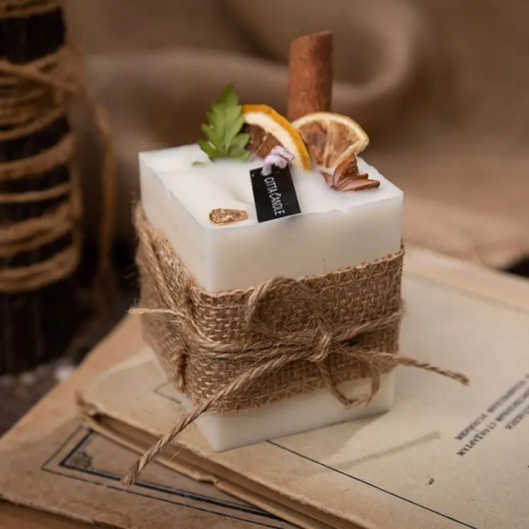 Wholesale Handmade High Quality Luxury Private Label Gifts Set Soy Wax Scented Candle With Flower