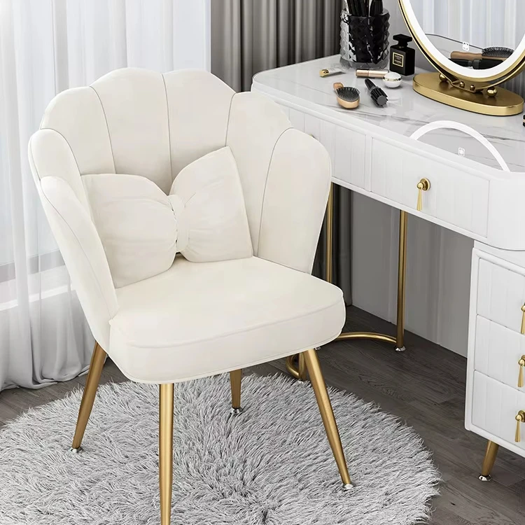 2024 Hot Popular Modern Chairs Velvet Design Dining Chair Custom Nordic Design Fabric Leisure Room Makeup Chair