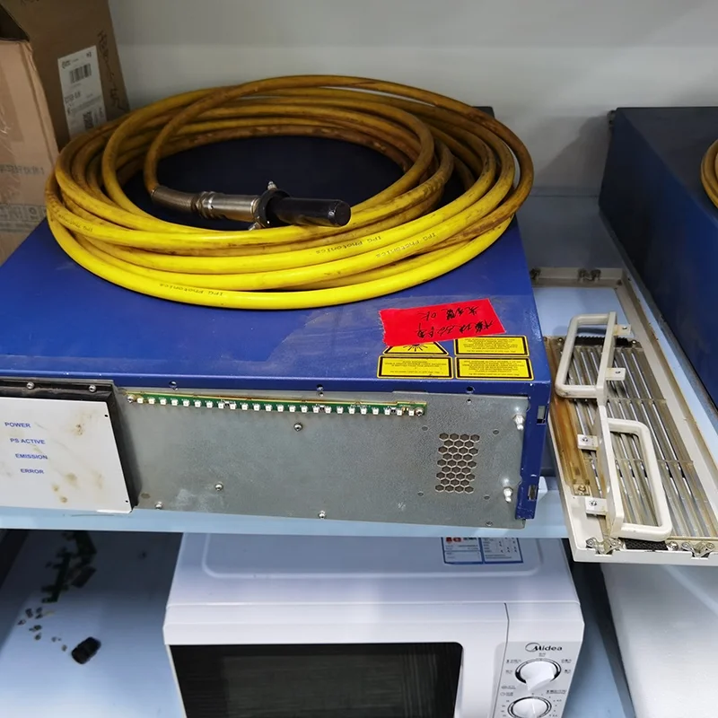 Волоконно-лазерный оптический желтый кабель Raycus 3 кВт 50 м/100 мкм Ipg лазерный с максимальной мощностью