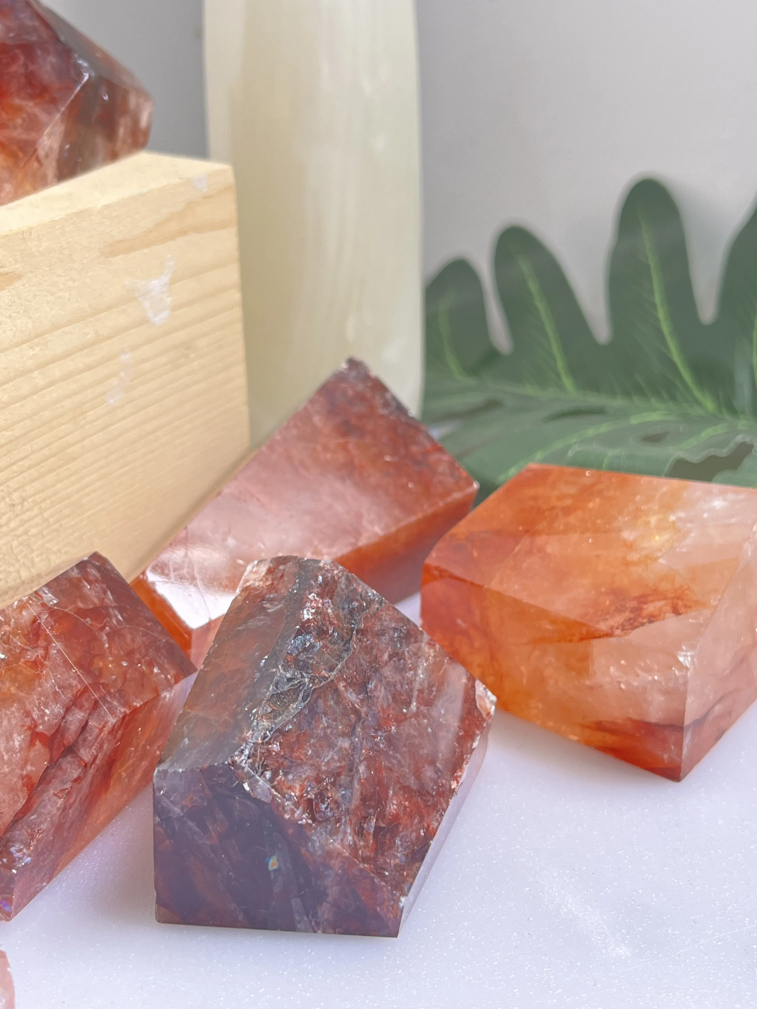 High Quality Red Fire Quartz Crystal Free Form Healing Stones WholesaleNatural Fire Quartz Free Form For Meditation