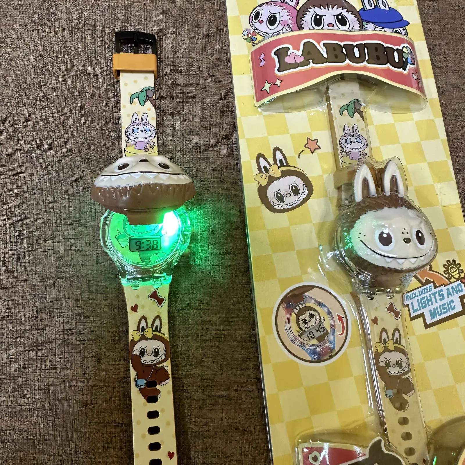 New Arrivals Wholesale Labubu Digital Watch Cartoon LED Glowing Children Watch The Monster Labubu Digital Watches Kids Gifts