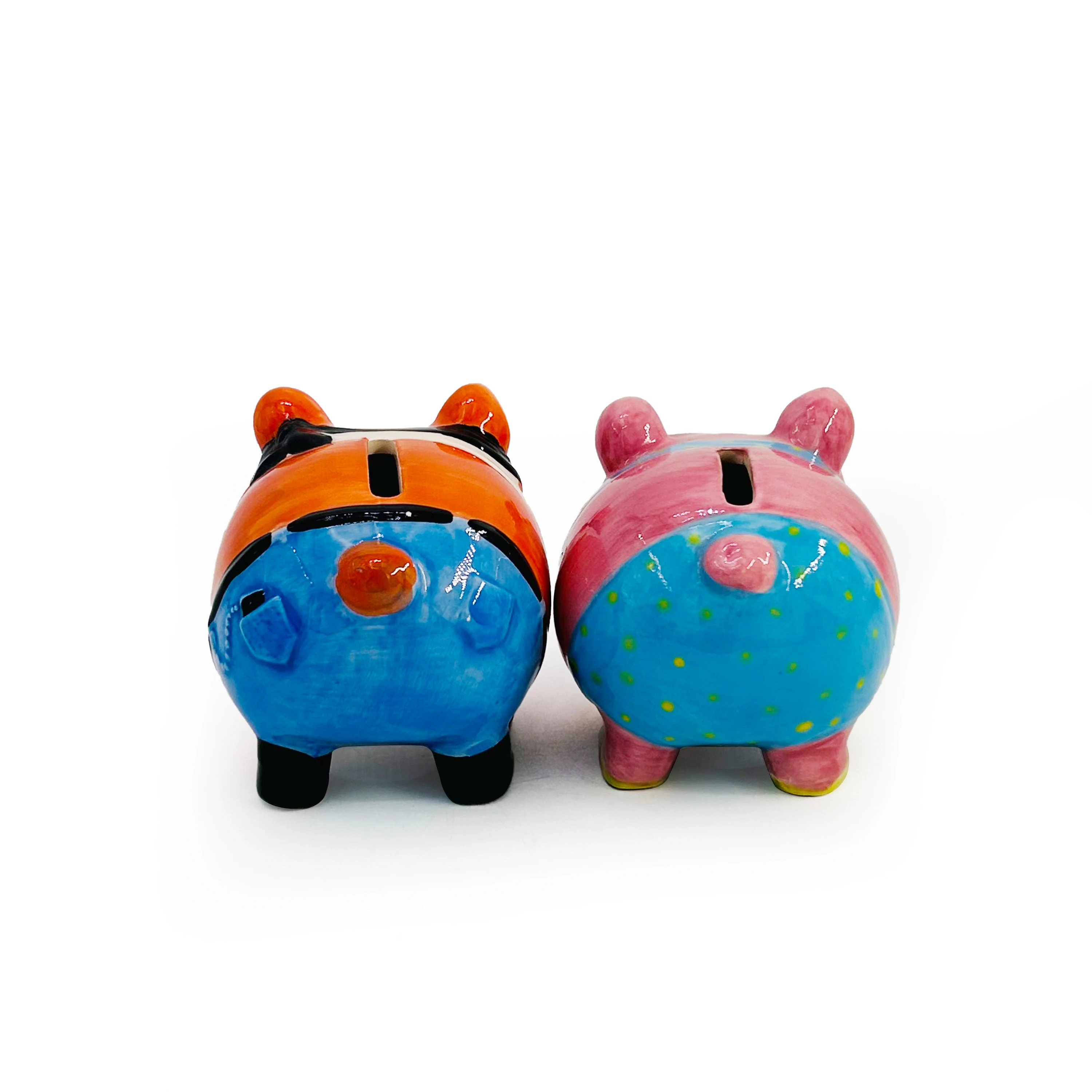 2023 Factory Hot Sales Small Couple Jeans Pig Piggy Bank Home Decoration Ceramic Piggy Bank