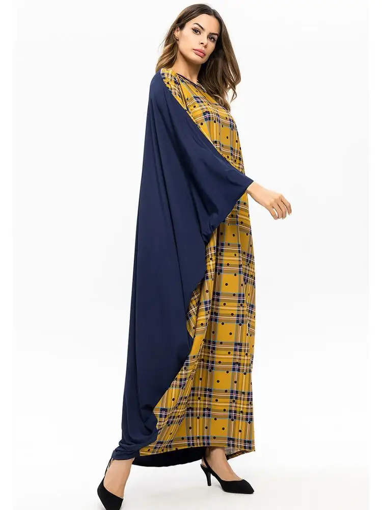 
AliExpress exclusively for Middle Eastern Muslim Bat Sleeve Loose Panel Plaid Robe Dress Muslim Dresses And Abaya For Woman 