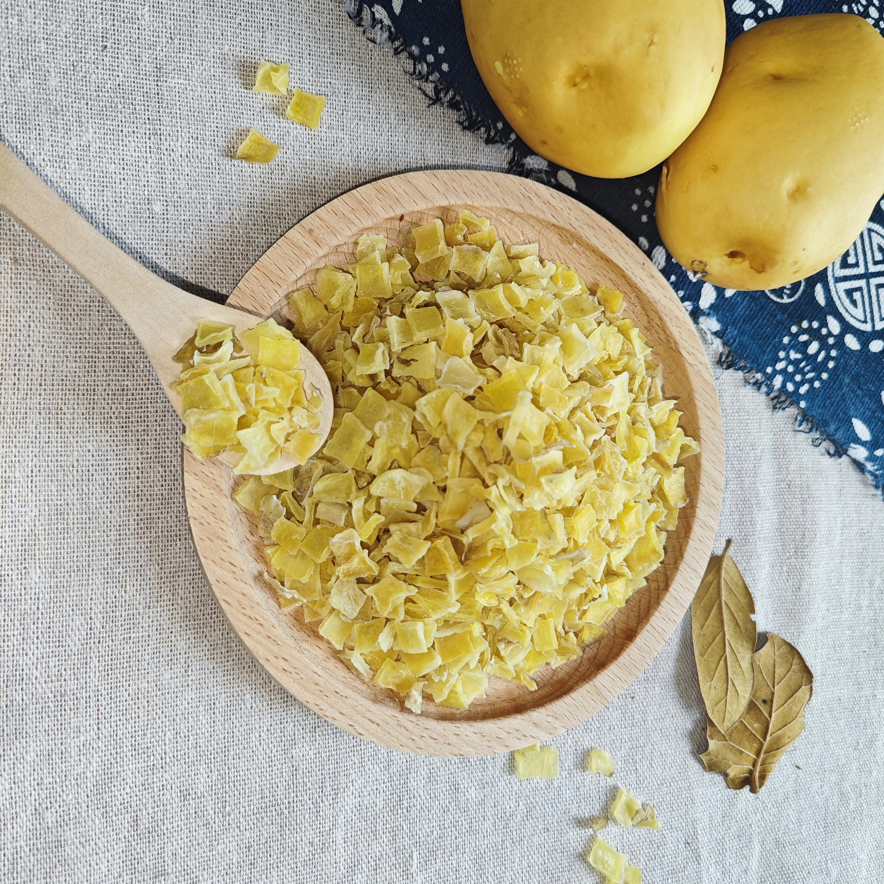 Wholesales bulk steam treated Dehydrated potato flakes natural food potato