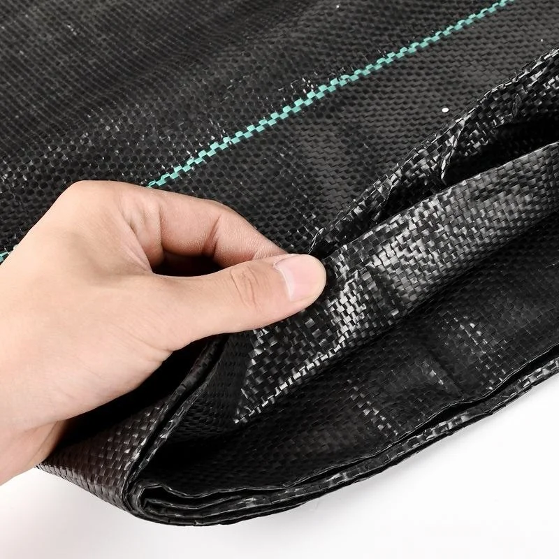 High permeability Black and green weed control mat woven roving agricultural ground cover