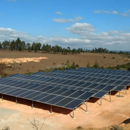 SV100 99% Mppt Efficiency Manufacturer Solar Pump Inverter VFD  1.5KW for agriculture house