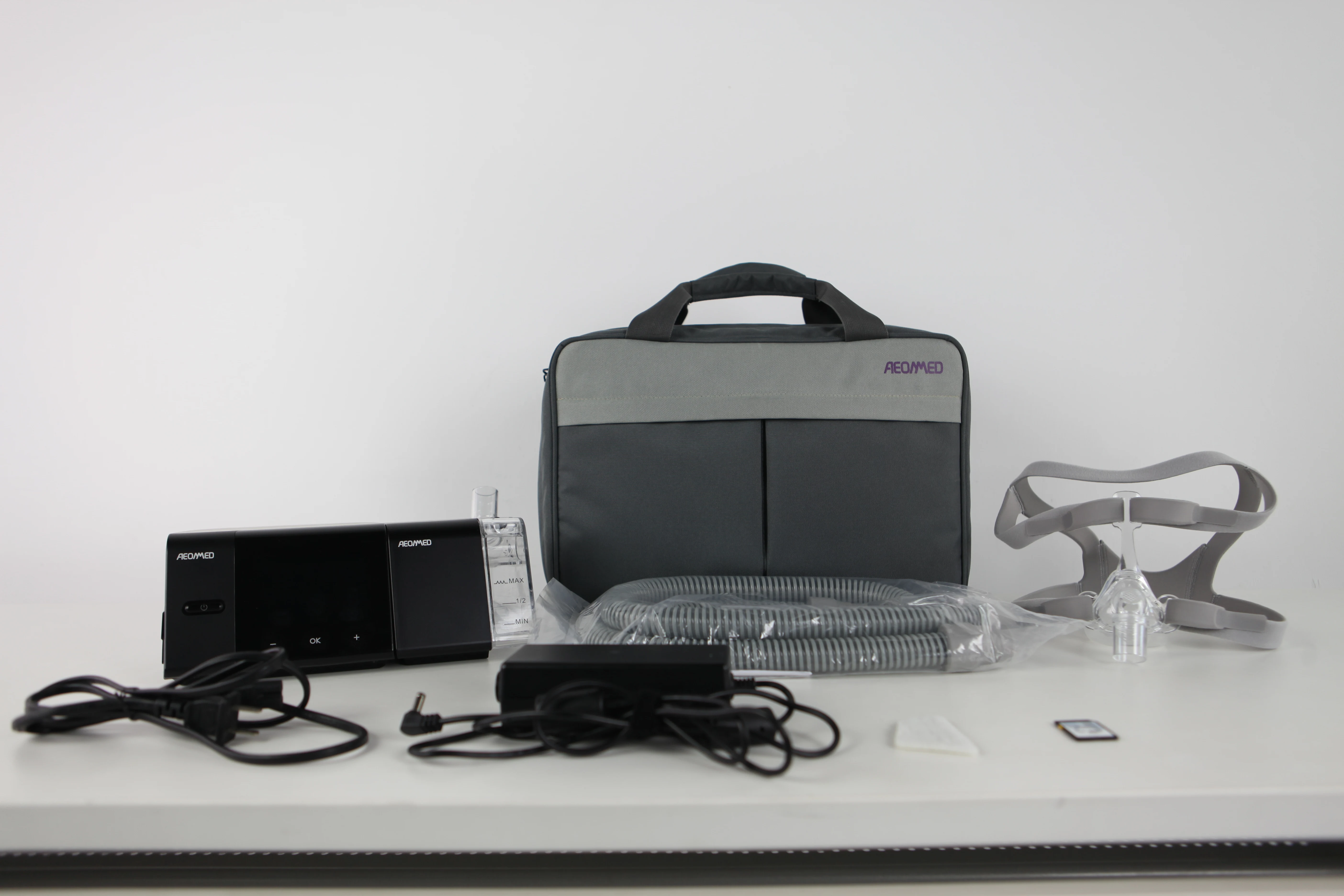 Portable Sleep Apnea Devices Air Ventilation Auto CPAP BPAP Cleaner Disinfector for Sleep Apnea Anti Snoring