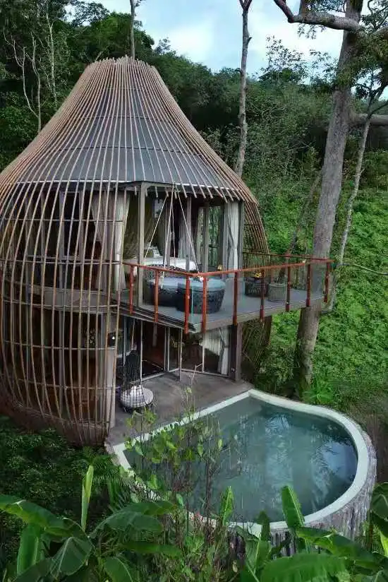 Customized Wooden House Camping Room Dream Tree House Hotel Resort Camping Base Room Scenic Area Resort Wooden House