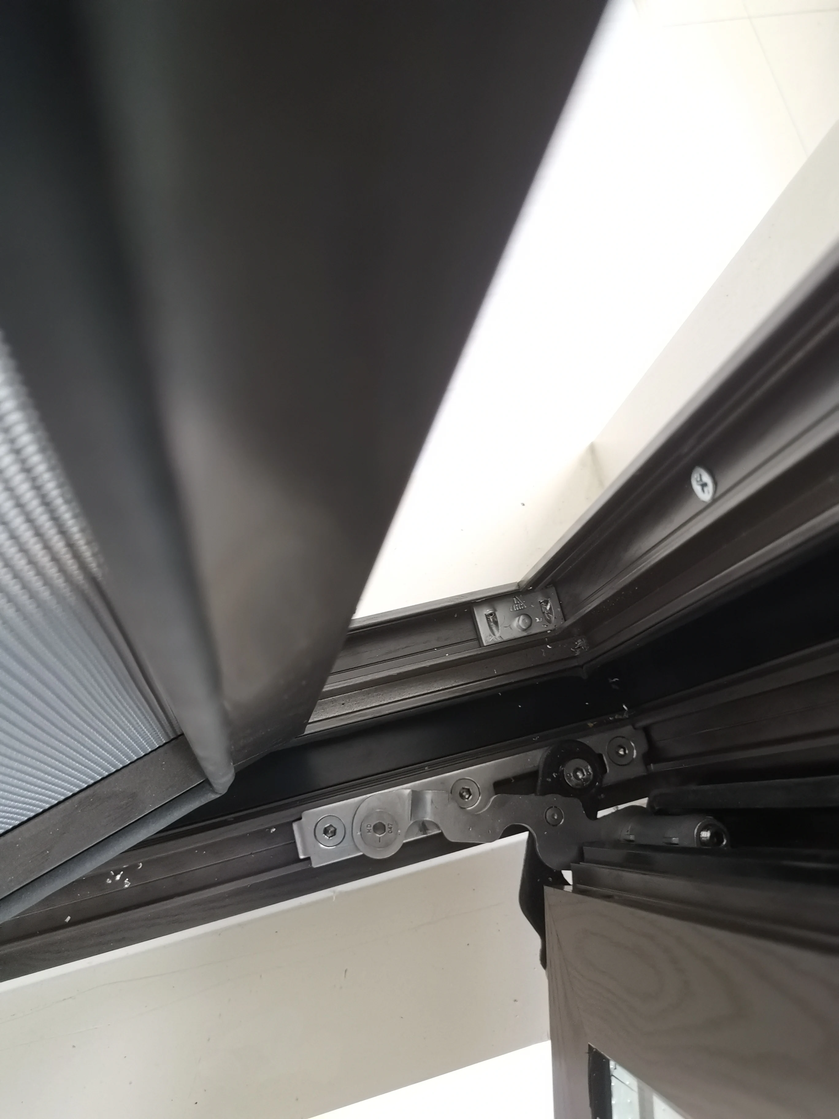 Алюминиевое раздвижное окно, современные окна, алюминиевые окна