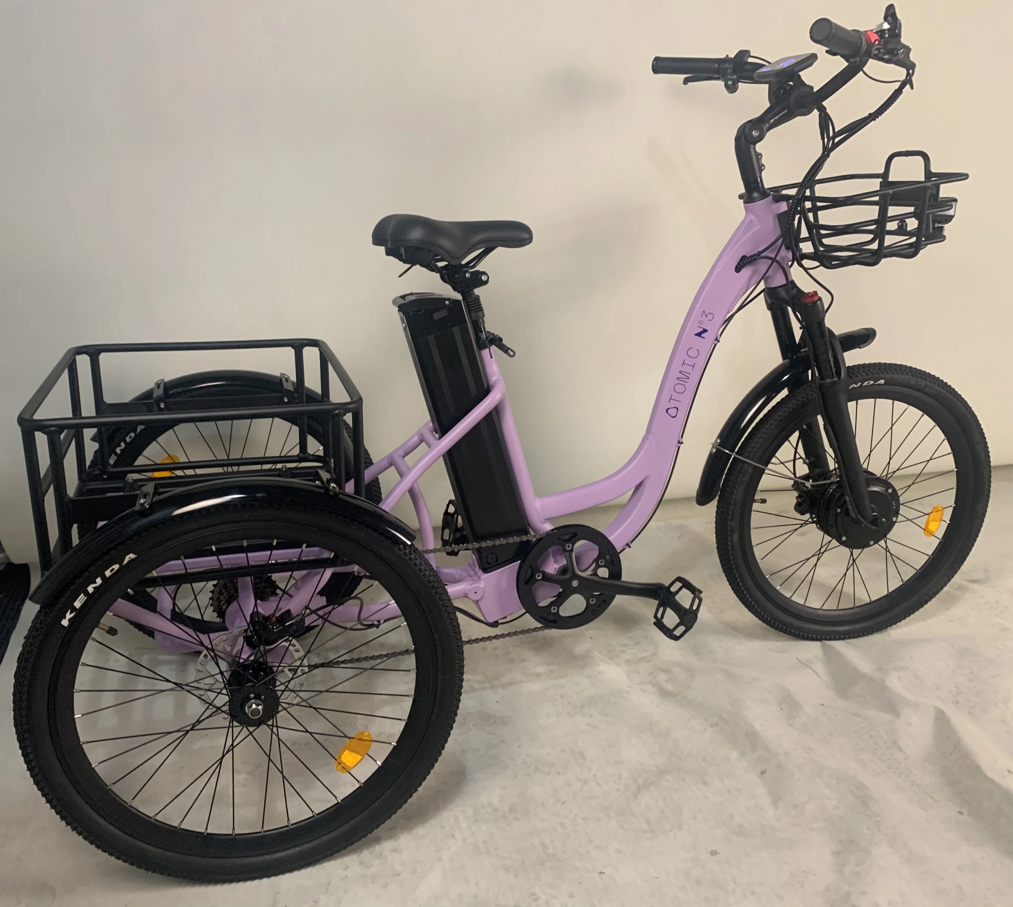 Adult electric tricycle with aluminum alloy frame