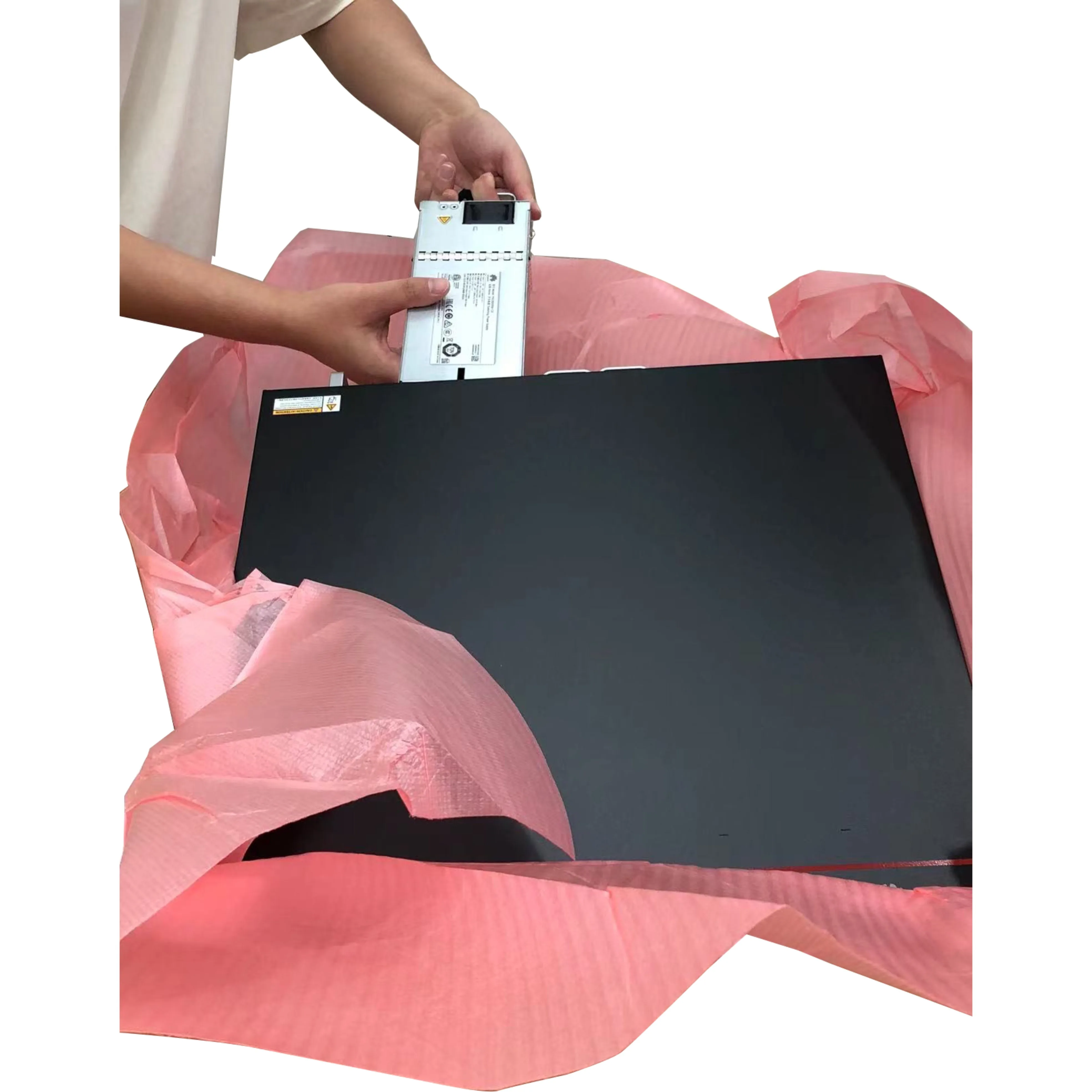 S5735-S24T4XE-V2 ethernet switch 24 port Gigabit Layer 3 network aggregation switch S5735-S24T4XE-V2