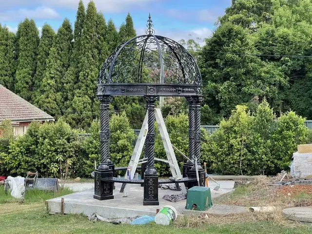 Luxury Outdoor Garden Large Size Wrought Iron Gazebo With Glass For Wedding Venues