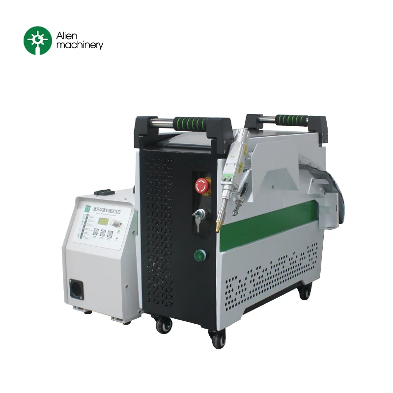 Air Cooling 4-in-1 handheld 2000W Laser Welding Machine for metals equipped with multi-purpose nozzle