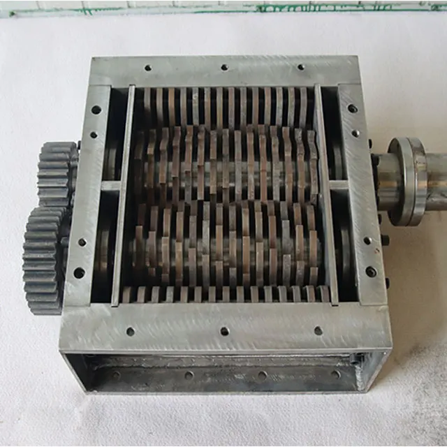 Best Selling High-quality Corner Plastic Shredder/Domestic Waste Industrial Recycling