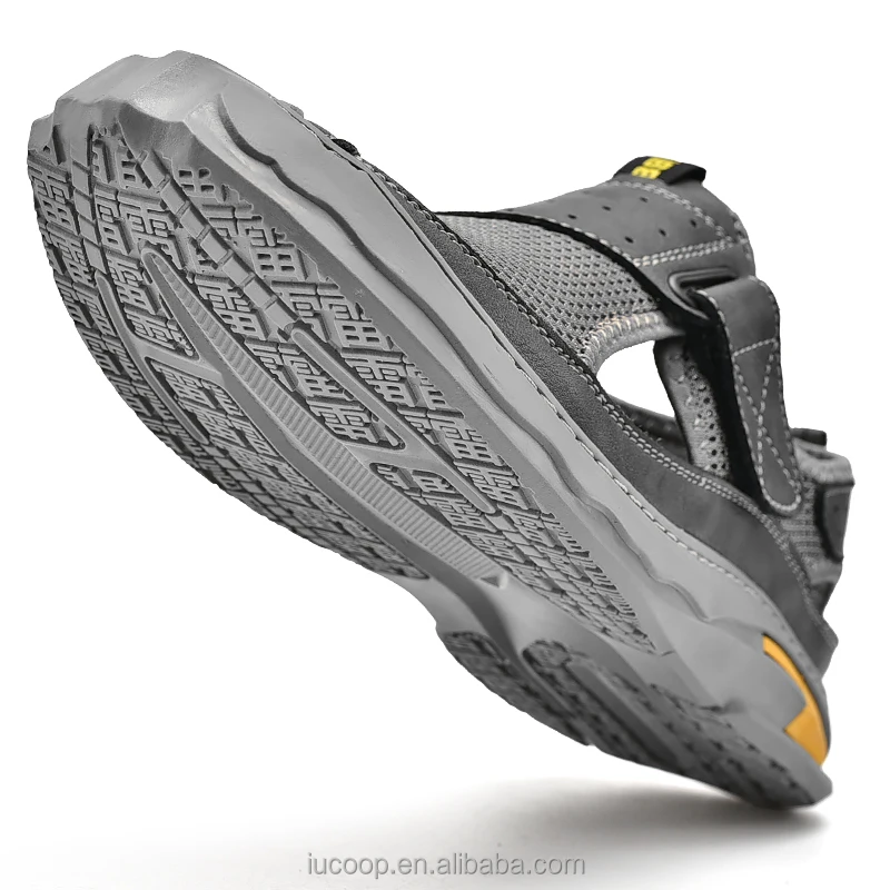 Flexible anti-slip bottom new design breathable light weight summer sandals for men OEM casual shoes