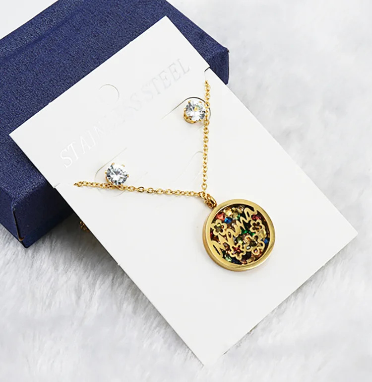 Popular Hot Selling New Stainless Steel Hollow Necklace Earpiece Set Fashion Jewelry 18k Gold Titanium Steel Two Piece Set