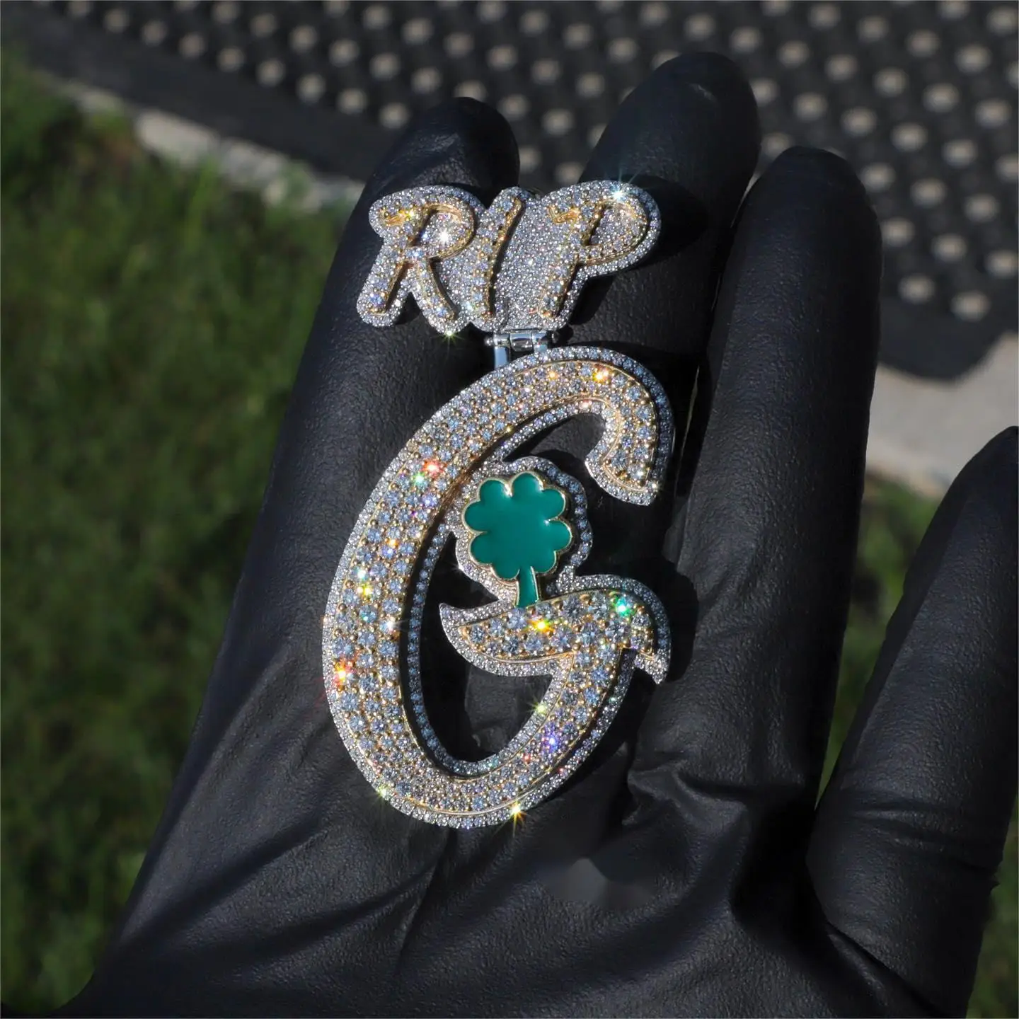 Factory Custom Enamel 3D S925 Sterling Silver 10k 14k 18k Solid Gold Iced out Moissanite Diamond Jesus Hip Hop Pendant