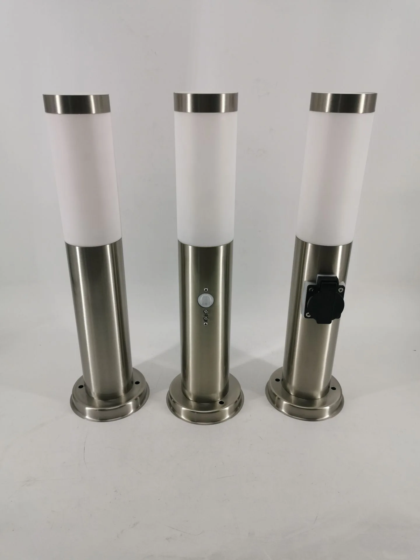 Lumind Outdoor waterproof socket wireless wiring socket rain-proof vertical open lighting power supply