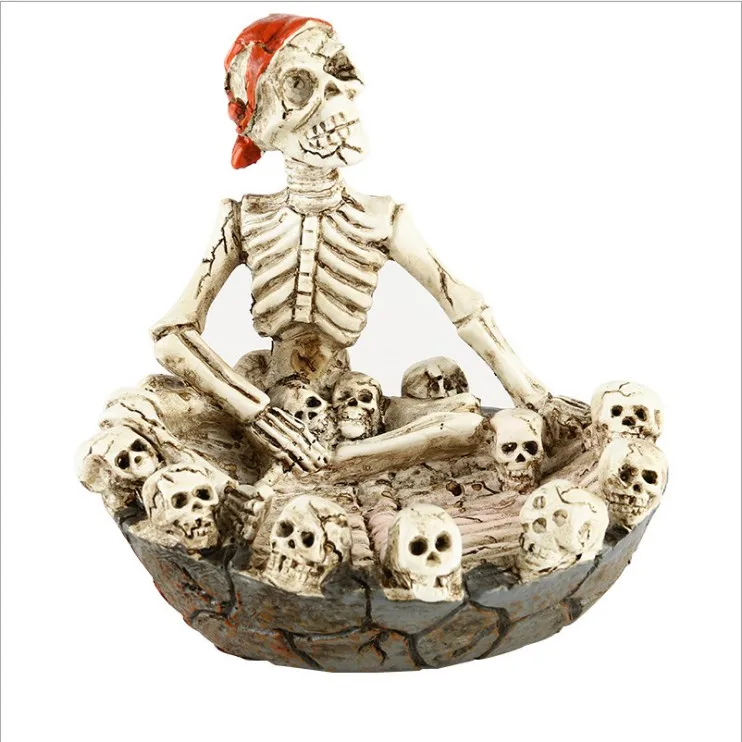 Halloween Props Bar Decoration Resin Skull Creative Human Ashtray