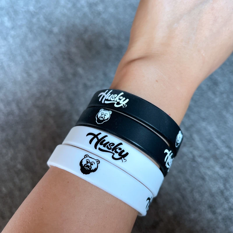 Дешевый силиконовый браслет с принтом логотипа на заказ