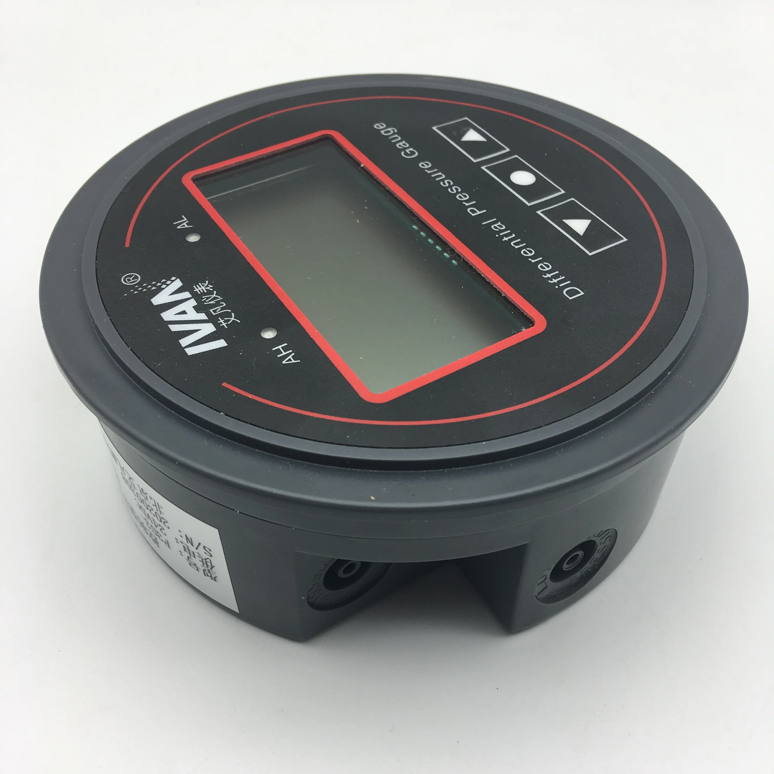 Micro differential pressure meter with switch point