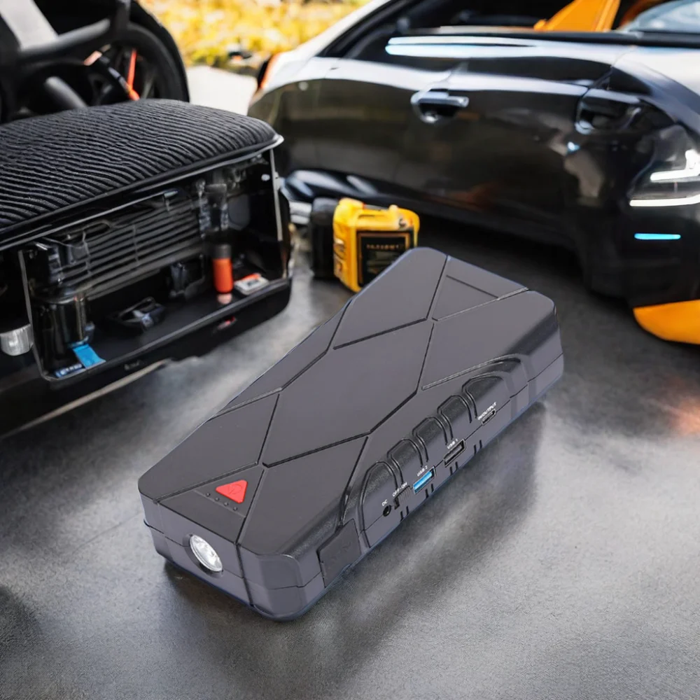 Quality Products Reliable Car Jumper Emergency Tool Kits Type C Jump Starter Power Bank With Usb Port And Flashlight