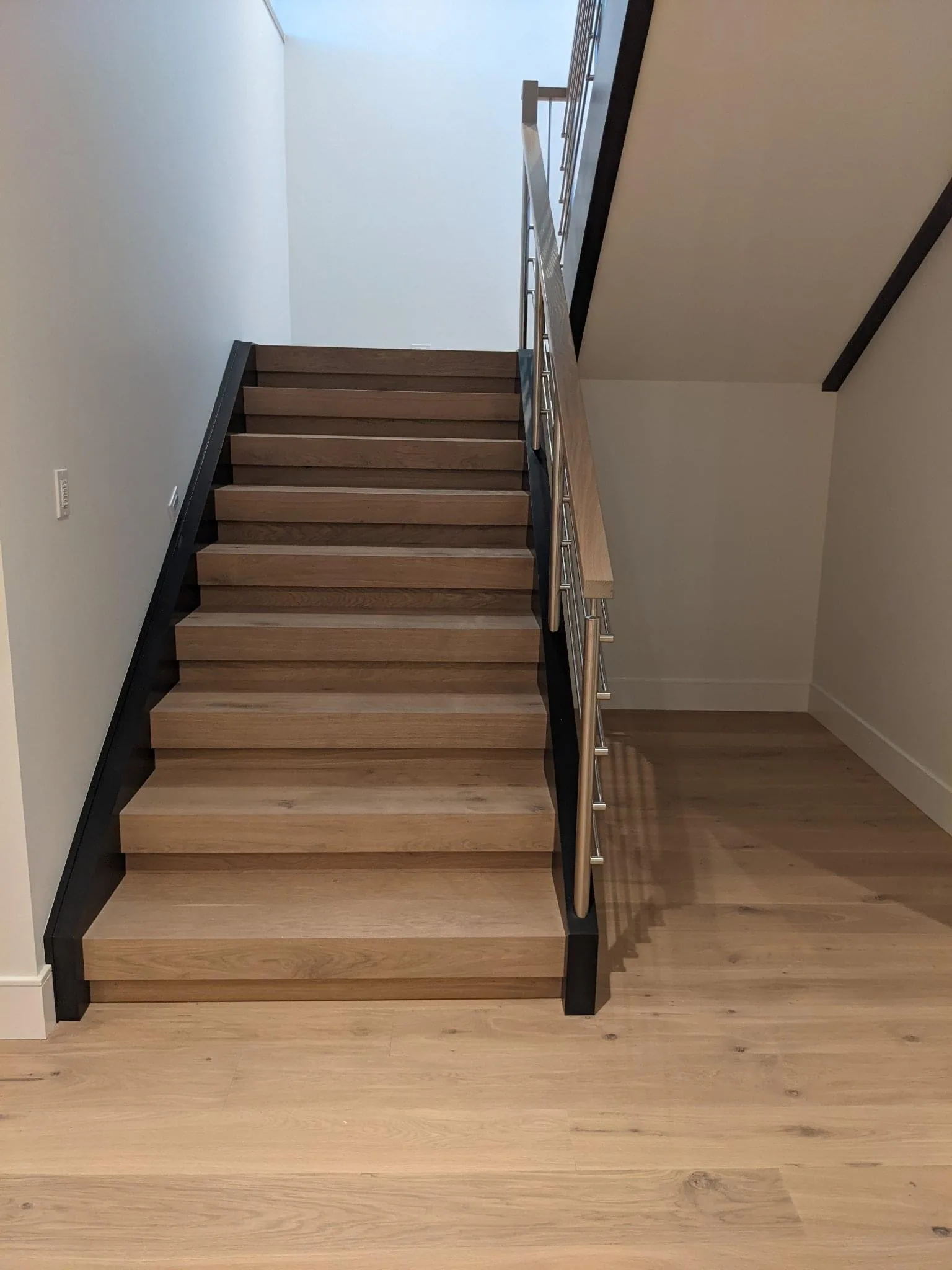 240 mm wide tongue and groove white UV oiled oak engineered flooring oak wide plank flooring