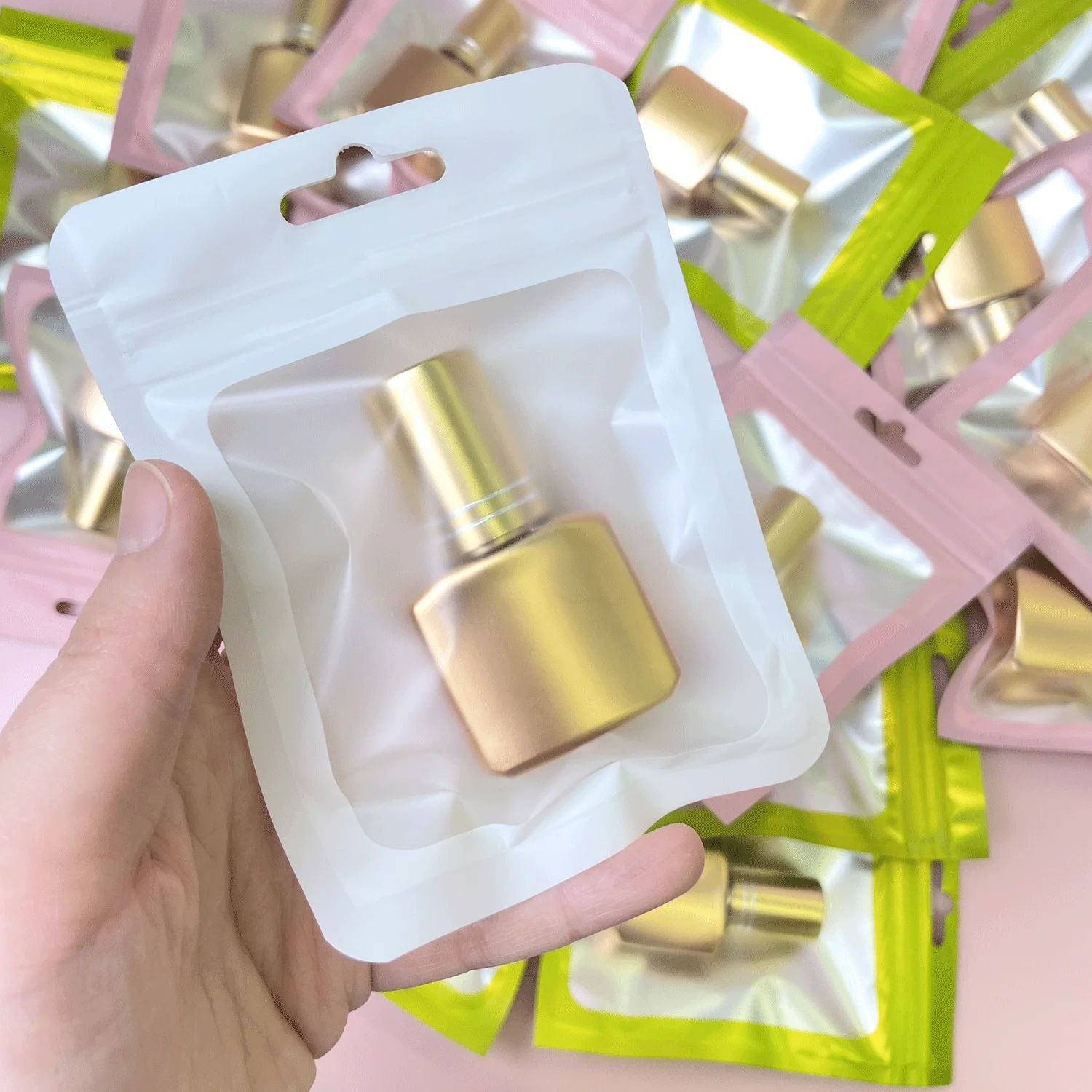 Wholesale Private Label Low Humidity Best Lash Adhesive Eyelash Extension Glue Korea