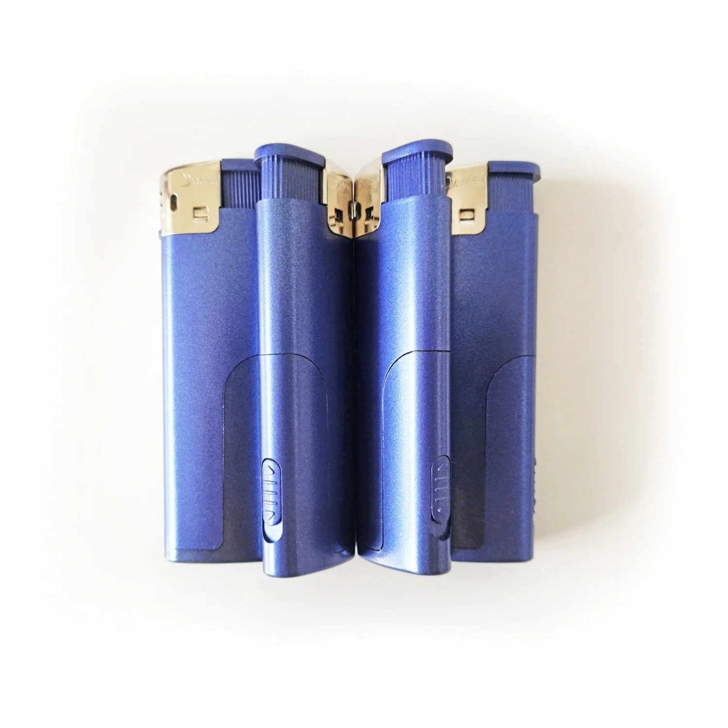 Butane gas lighter, cigarette lighter with LED light, electronic lighter that can be illuminated