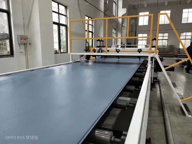 Plastic Cellular Plate Three layers PP Honeycomb Sandwich Board Panel Extrusion Making Machine