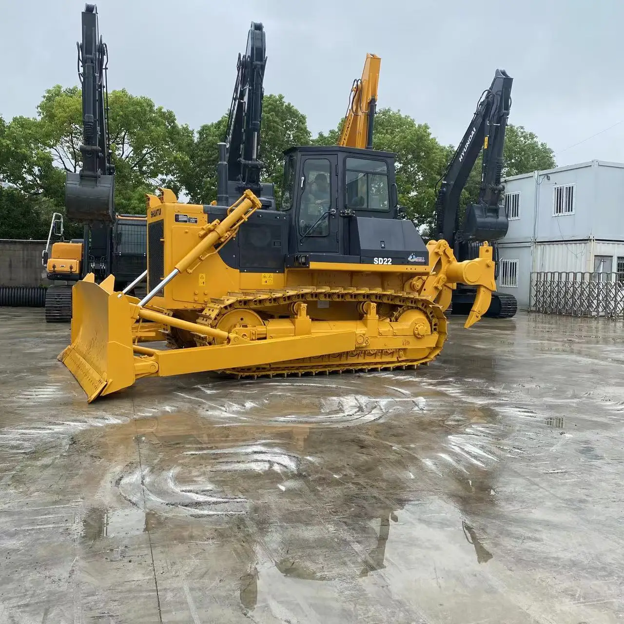 China SHANTUI SD22 Digger Excavator Backhoe Loader Multi-purpose Bulldozer with Low Price Engine as Core Component