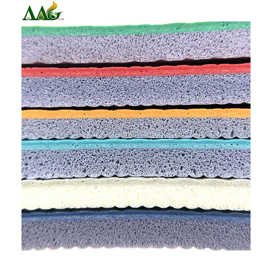 China Badminton Court PVC Sports Floor 2mm 3mm 4mm 5mm 6mm 7mm 8mm 9mm Indoor Wood Grain Basketball Court PVC Flooring for Gym