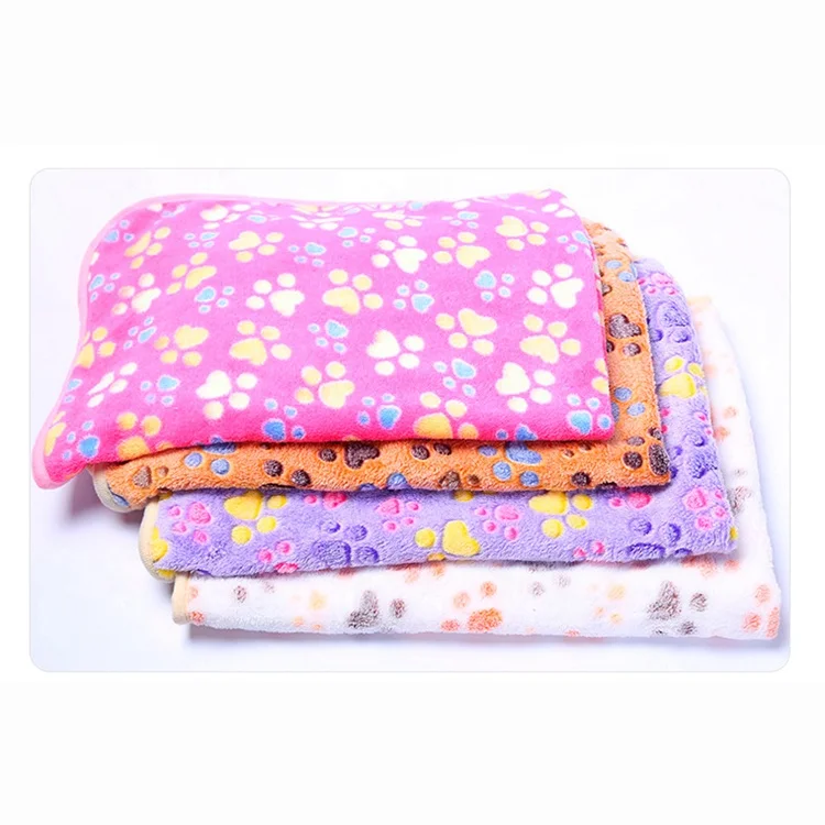 Wangyu Warm Thickened Dog Blanket pet Coral Cushions Flannel Fleece Blanket with Cute Paw Prints